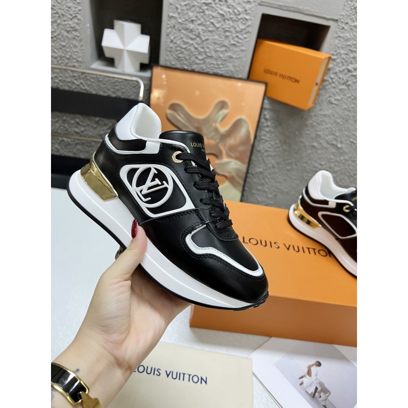 l**is V*t*n sneakers